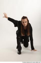 ANGELIA KNEELING POSE SITH